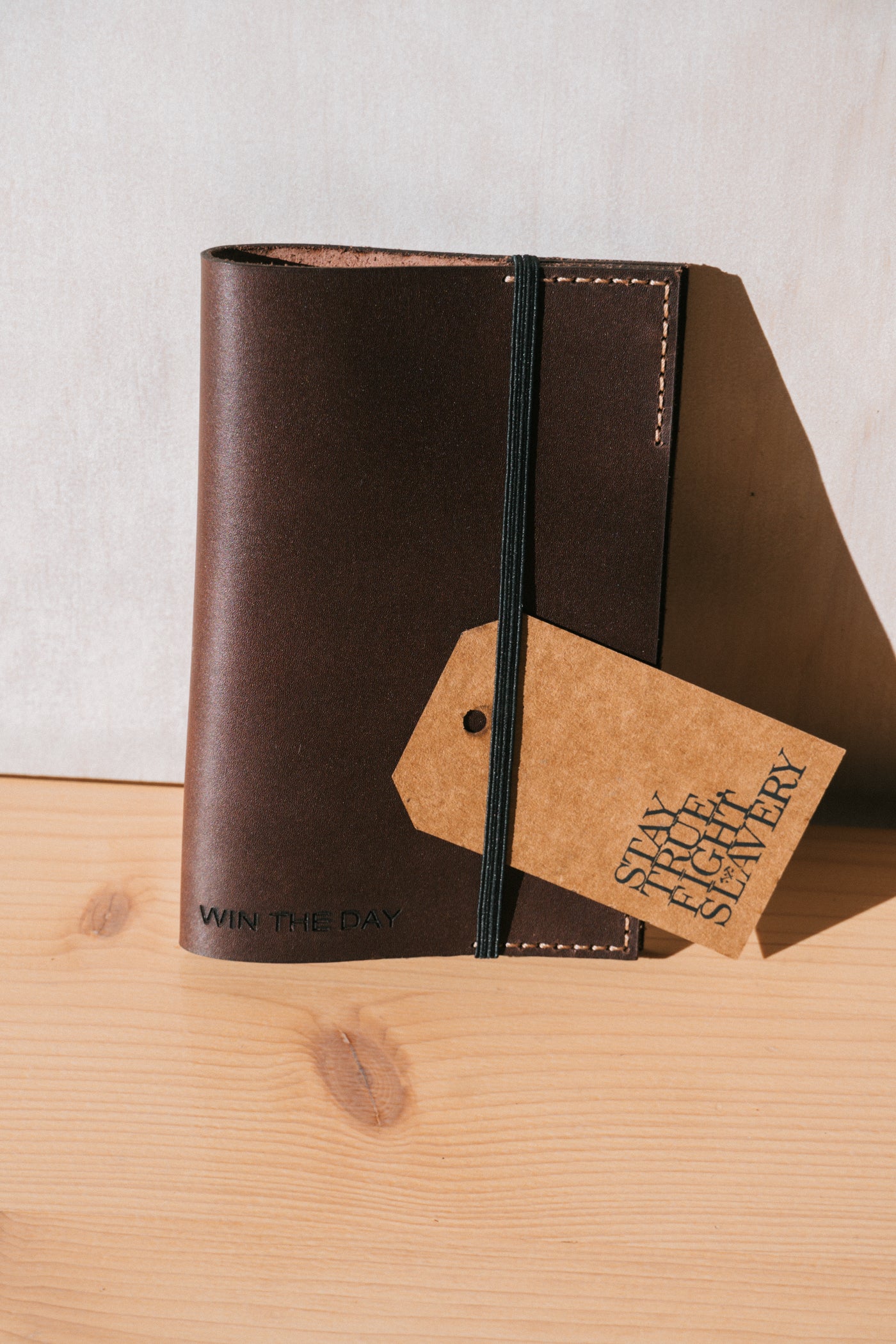 Genuine Leather Golf Scorecard Holder - The Loyal Workshop X Win The Day Golf