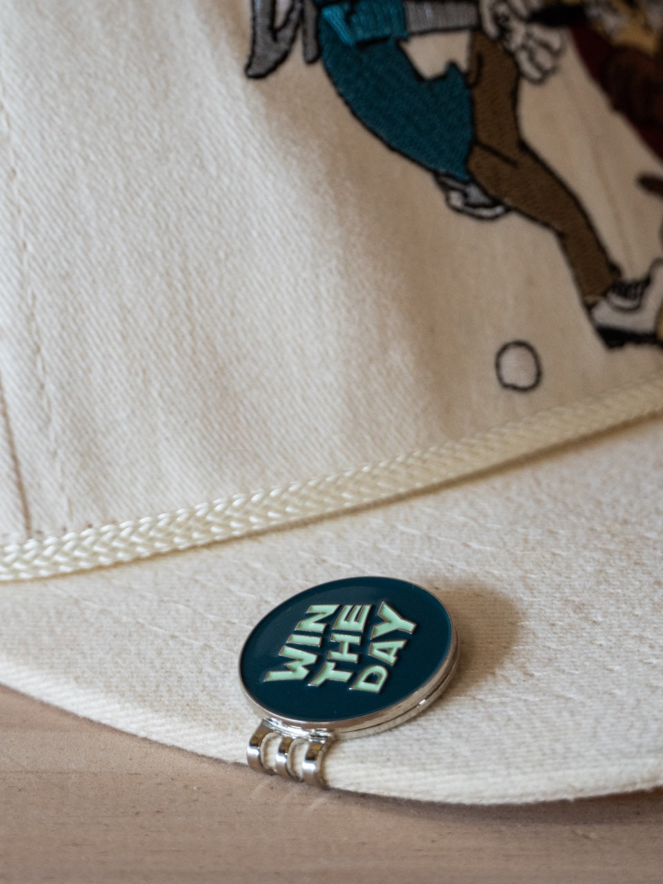 Win The Day Ball Marker & Hat Clip