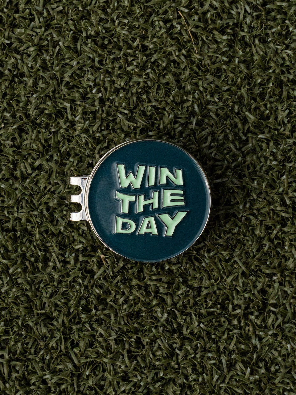 Win The Day Ball Marker & Hat Clip