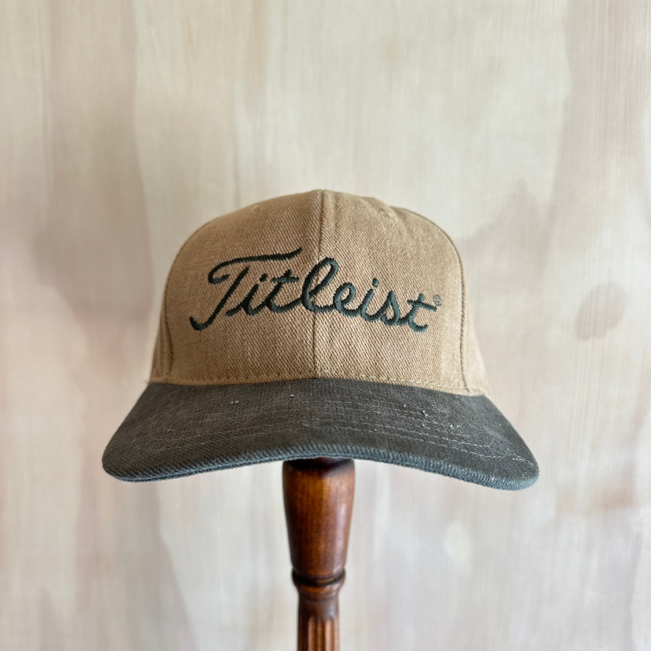 vintage 2-Tone Titleist Dci Golf HAt Leather Strap