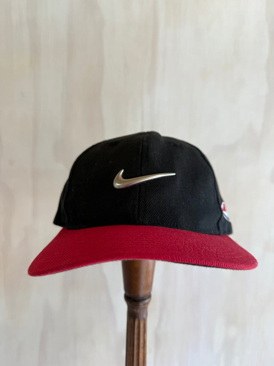 Vintage Tiger Woods Nike Metal Swoosh Golf Hat