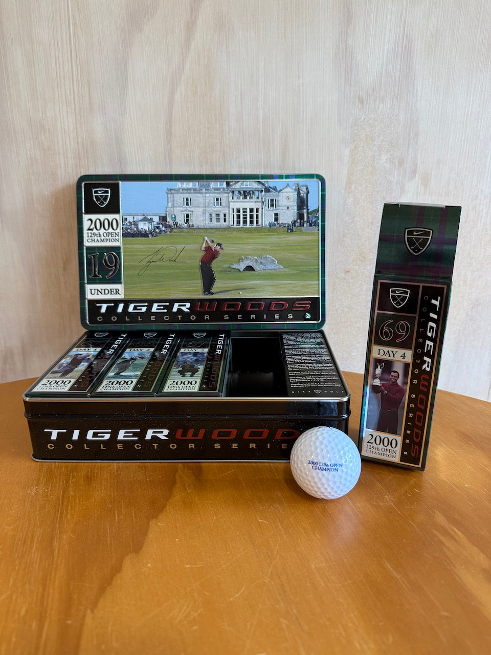 Vintage Nike Tiger Woods Collector Series 2 Golf Tin & Balls 2000 British Open