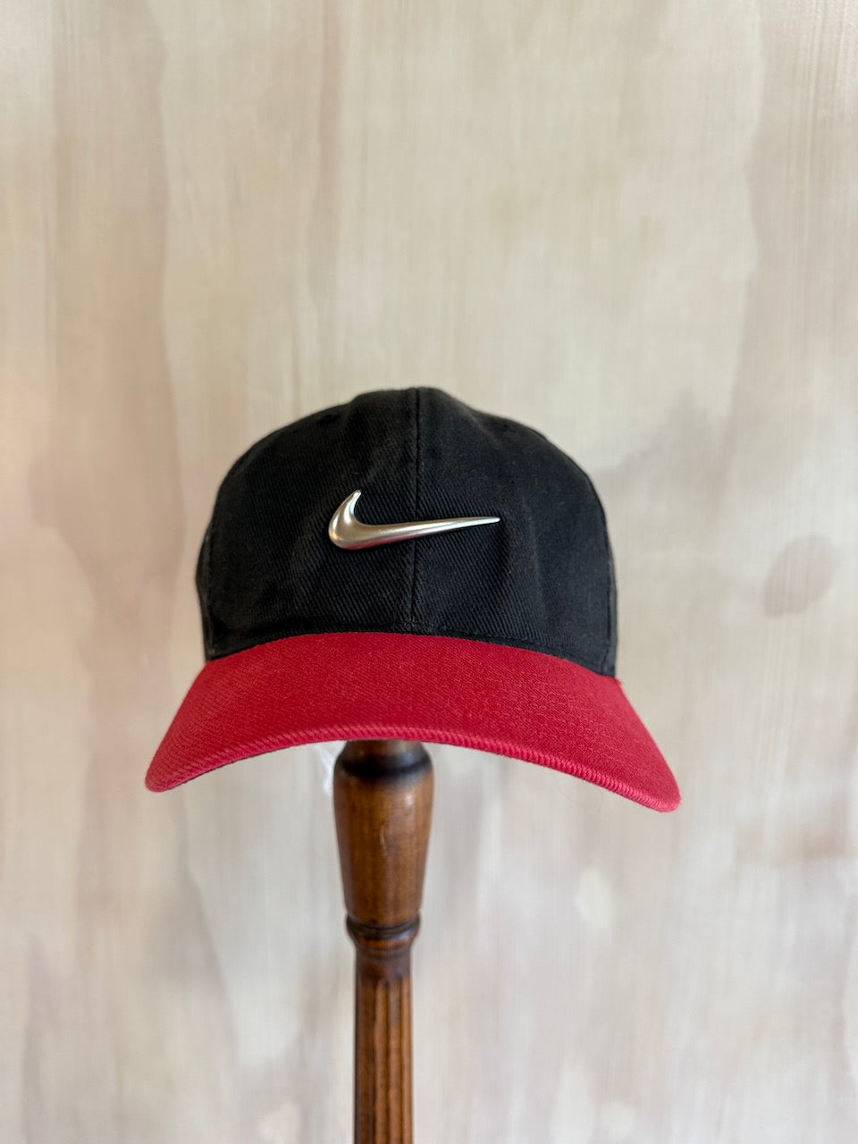 Vintage Nike Tiger Woods Metal Swoosh Golf Hat
