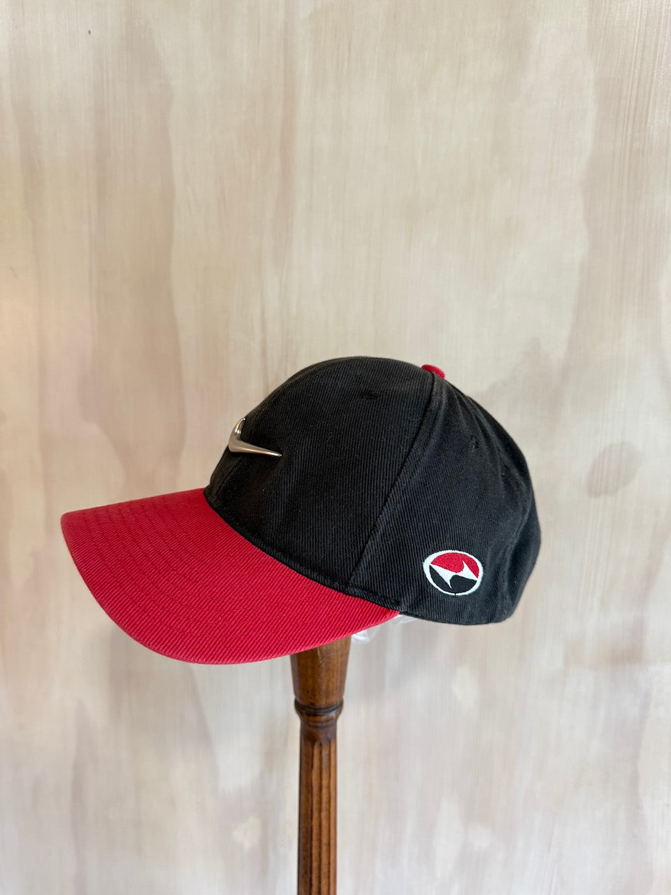 Vintage Nike Tiger Woods Metal Swoosh Golf Hat