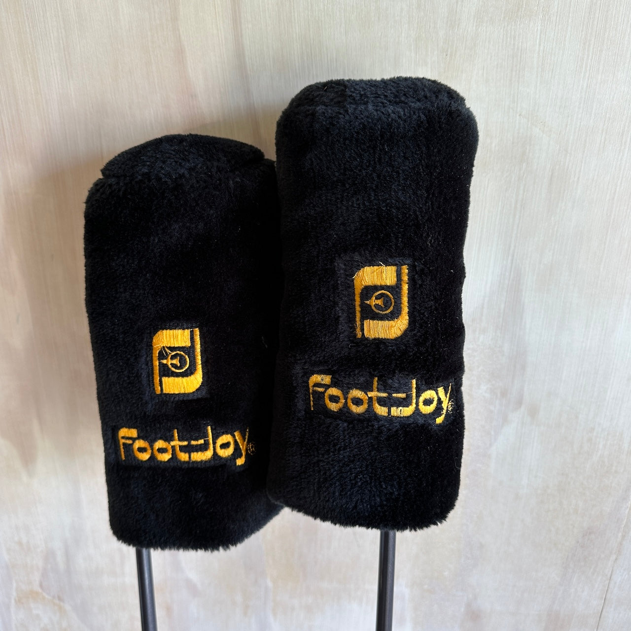 Vintage Foot-Joy 3,5 Wood Headcovers