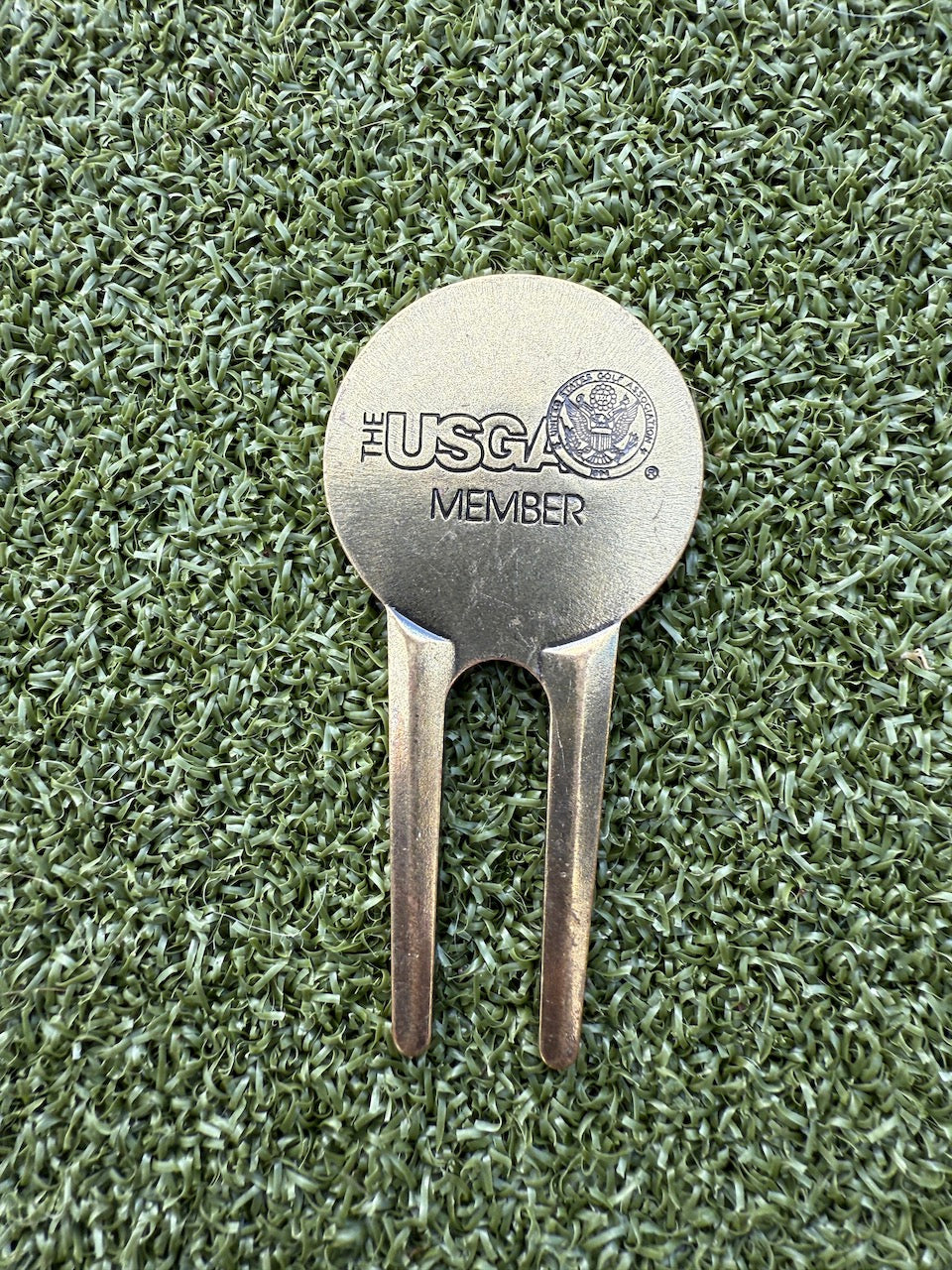 2000 U.S. Open Pebble Beach Pitch Tool & marker (Tiger Win)