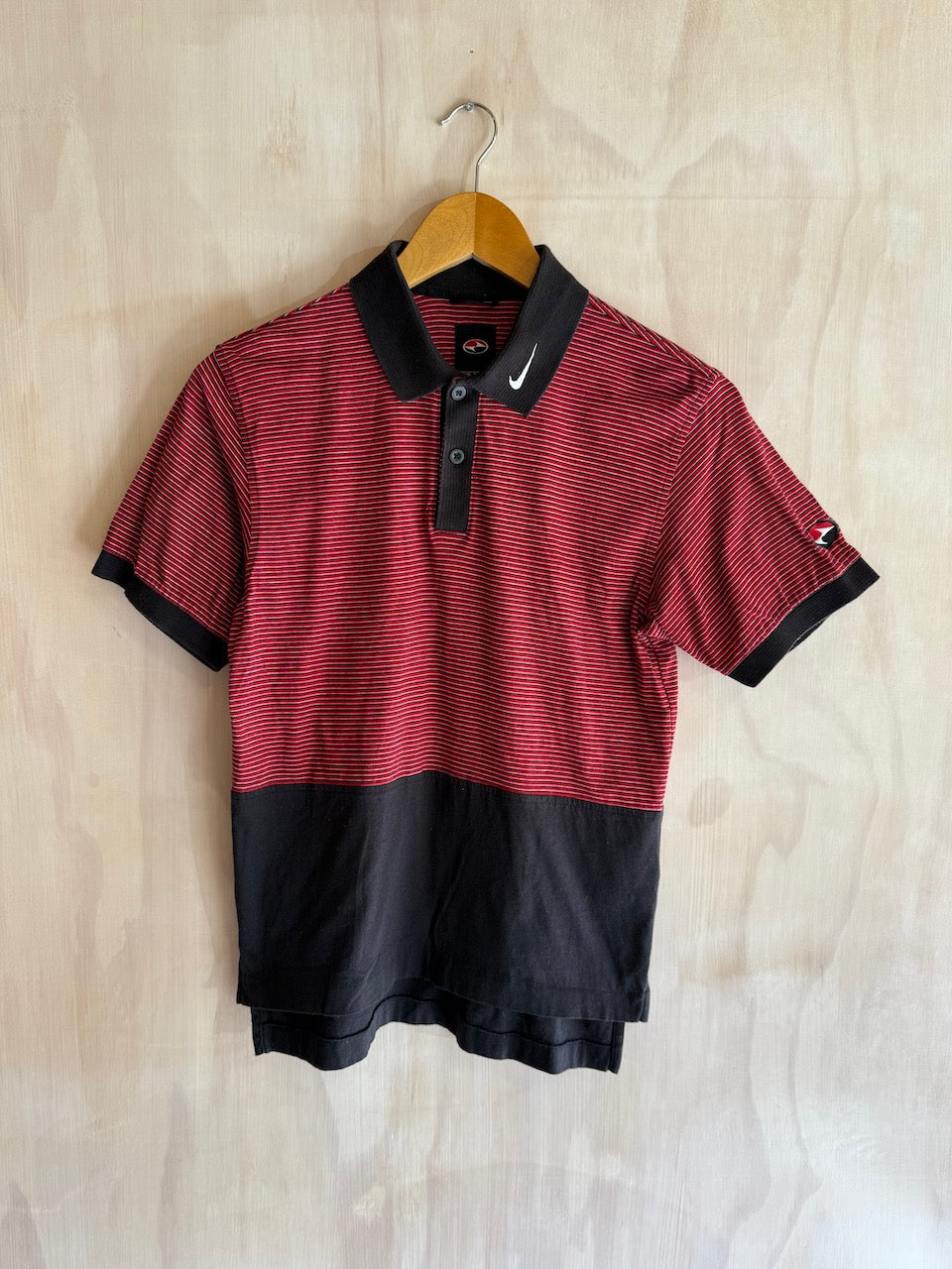 Vintage Nike Tiger Woods Collar Swoosh Polo (Youth Size 8)