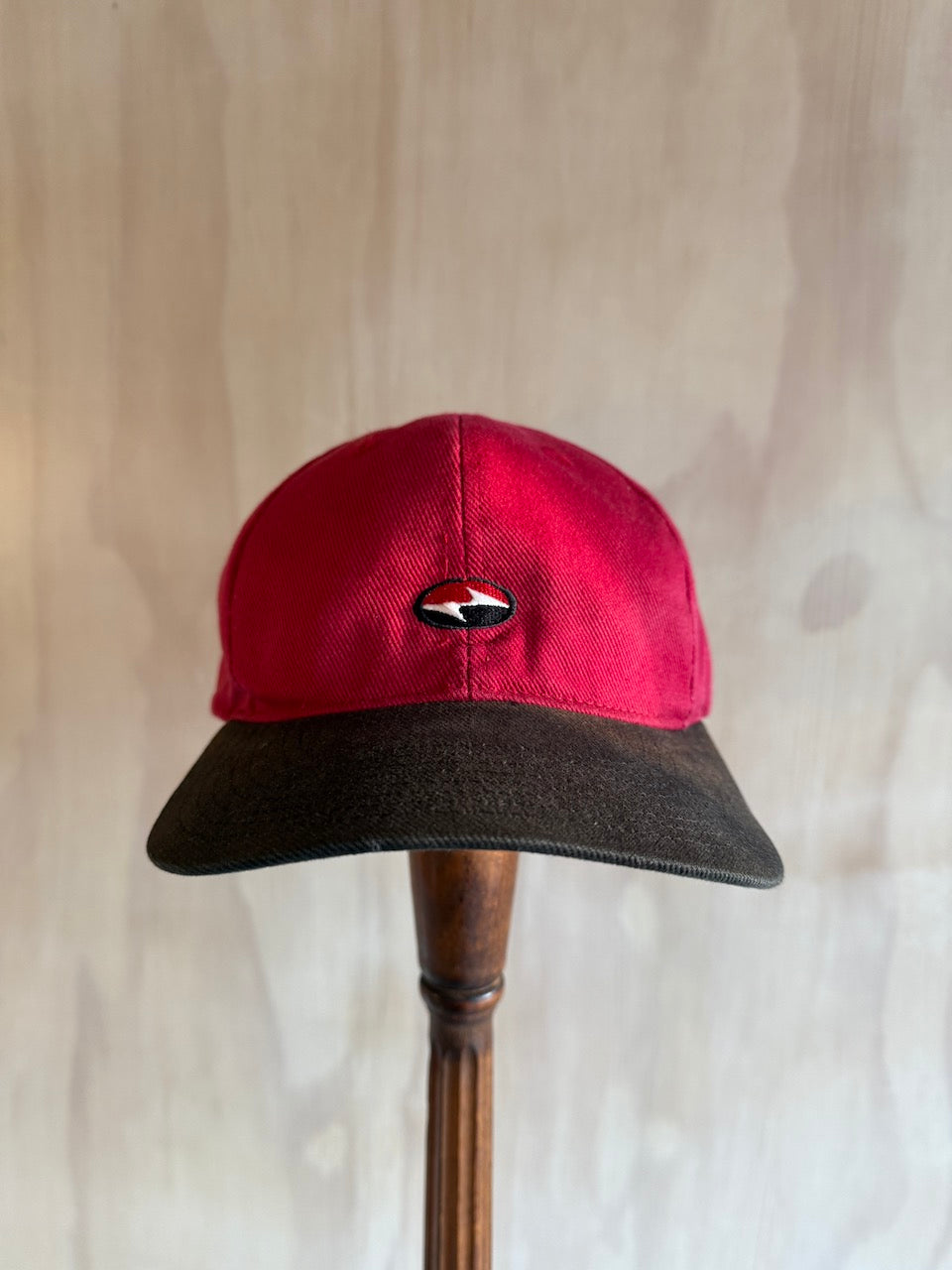 Vintage Nike Tiger Woods Yin Yang Golf Hat