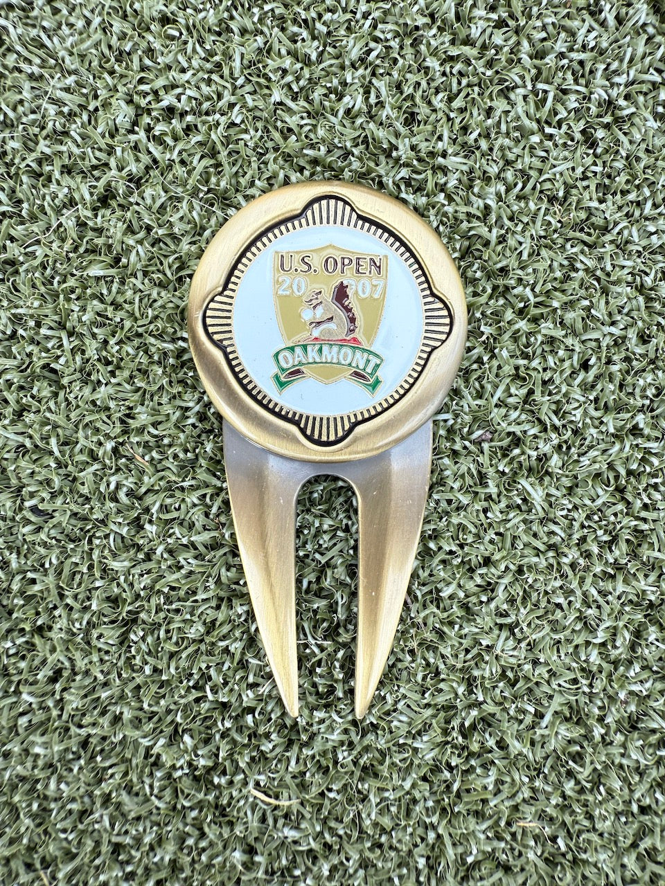 2007 U.S. Open Oakmont Ball Marker & Pitch Tool