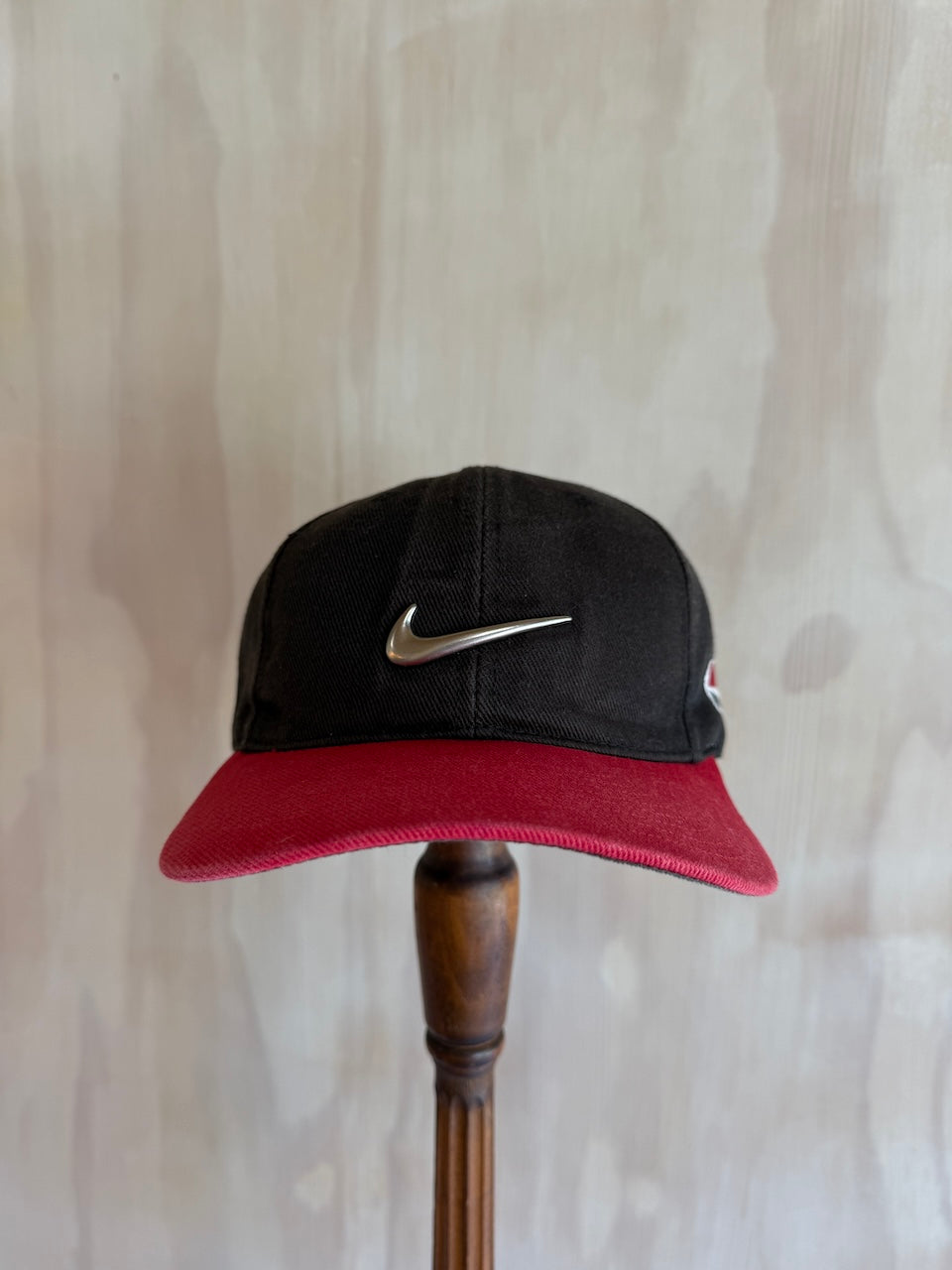 Vintage Nike Tiger Woods Metal Swoosh Golf Hat