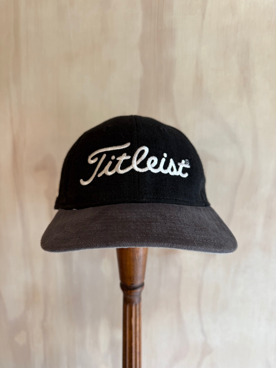 Vintage Titleist 2-Tone Golf Hat Leather Strap by New Era