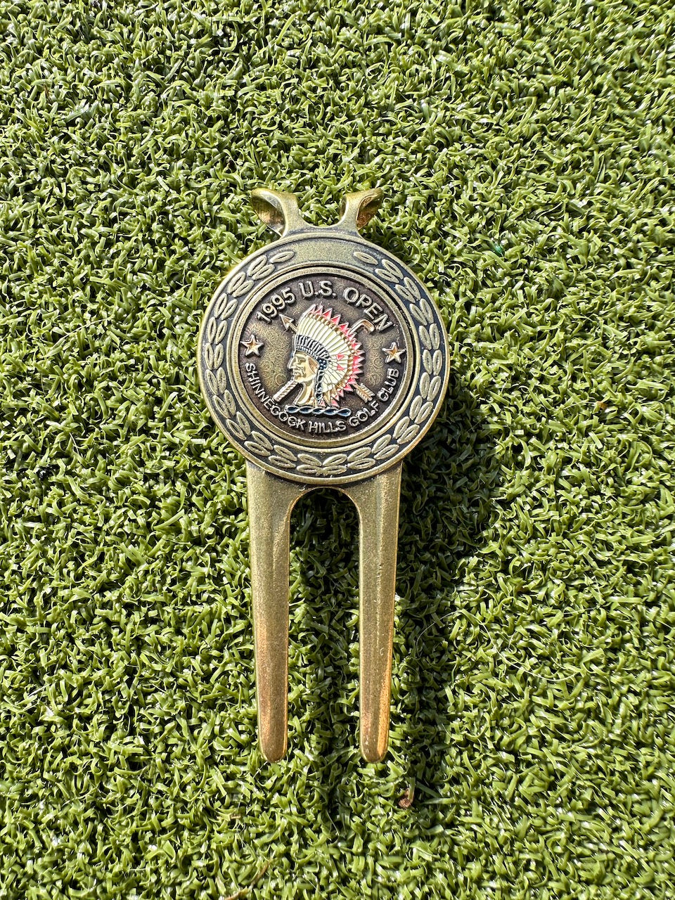 1994 U.S. Open Shinnecock Ball Marker & Pitch tool