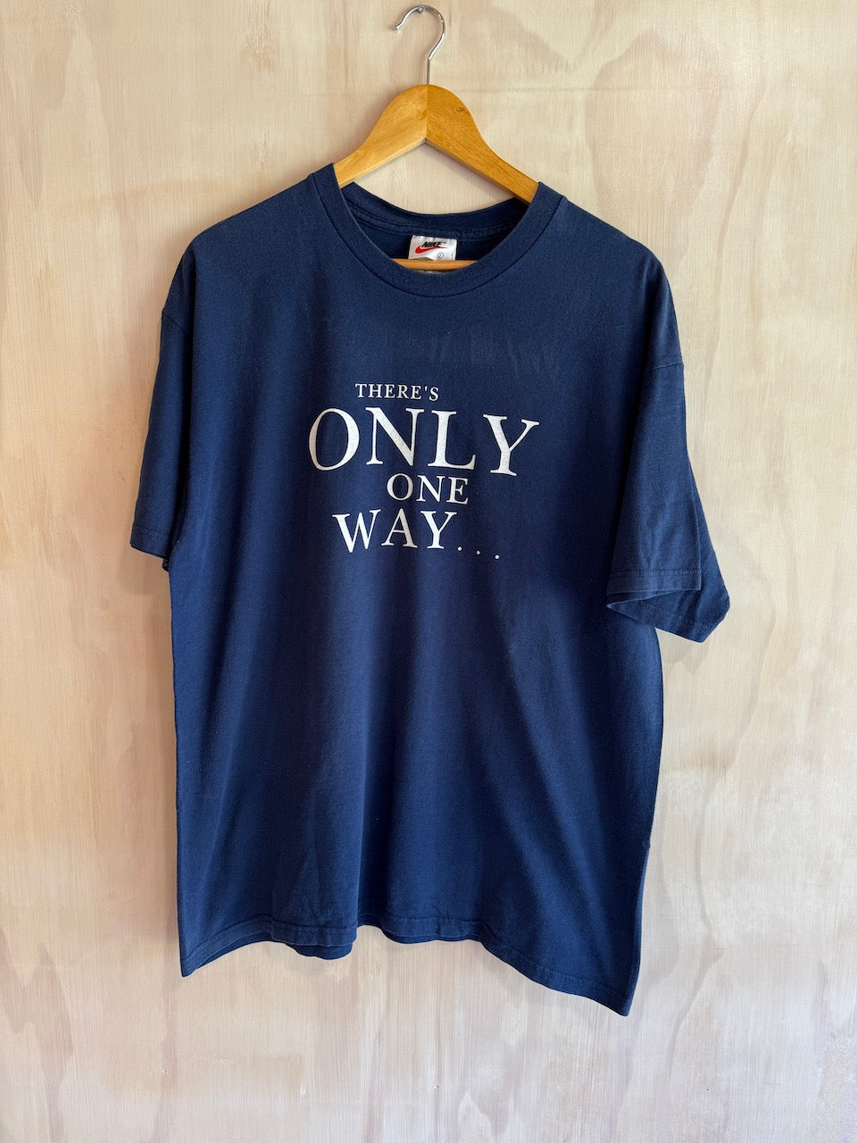Vintage Nike 'One way, The fairway' Golf tee (L)