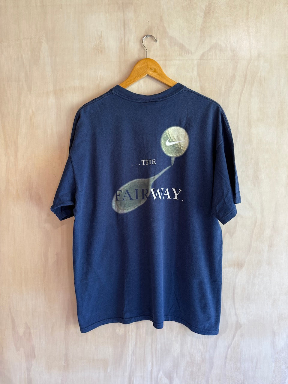Vintage Nike 'One way, The fairway' Golf tee (L)