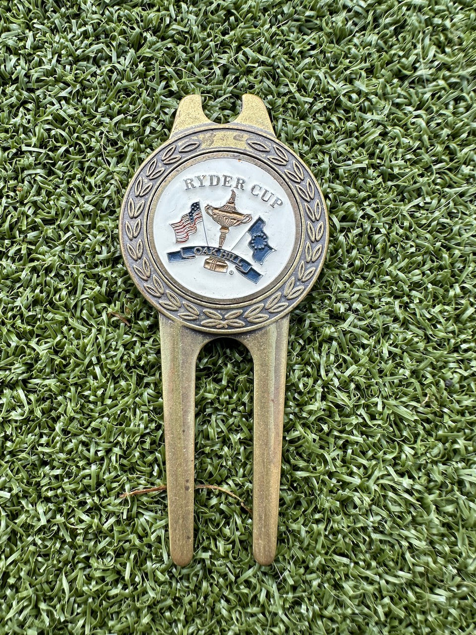 Vintage Ryder Cup Oak Hill Ball marker and pitch tool
