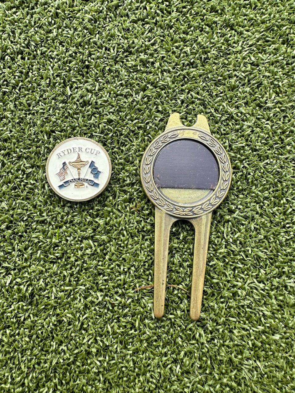Vintage Ryder Cup Oak Hill Ball marker and pitch tool
