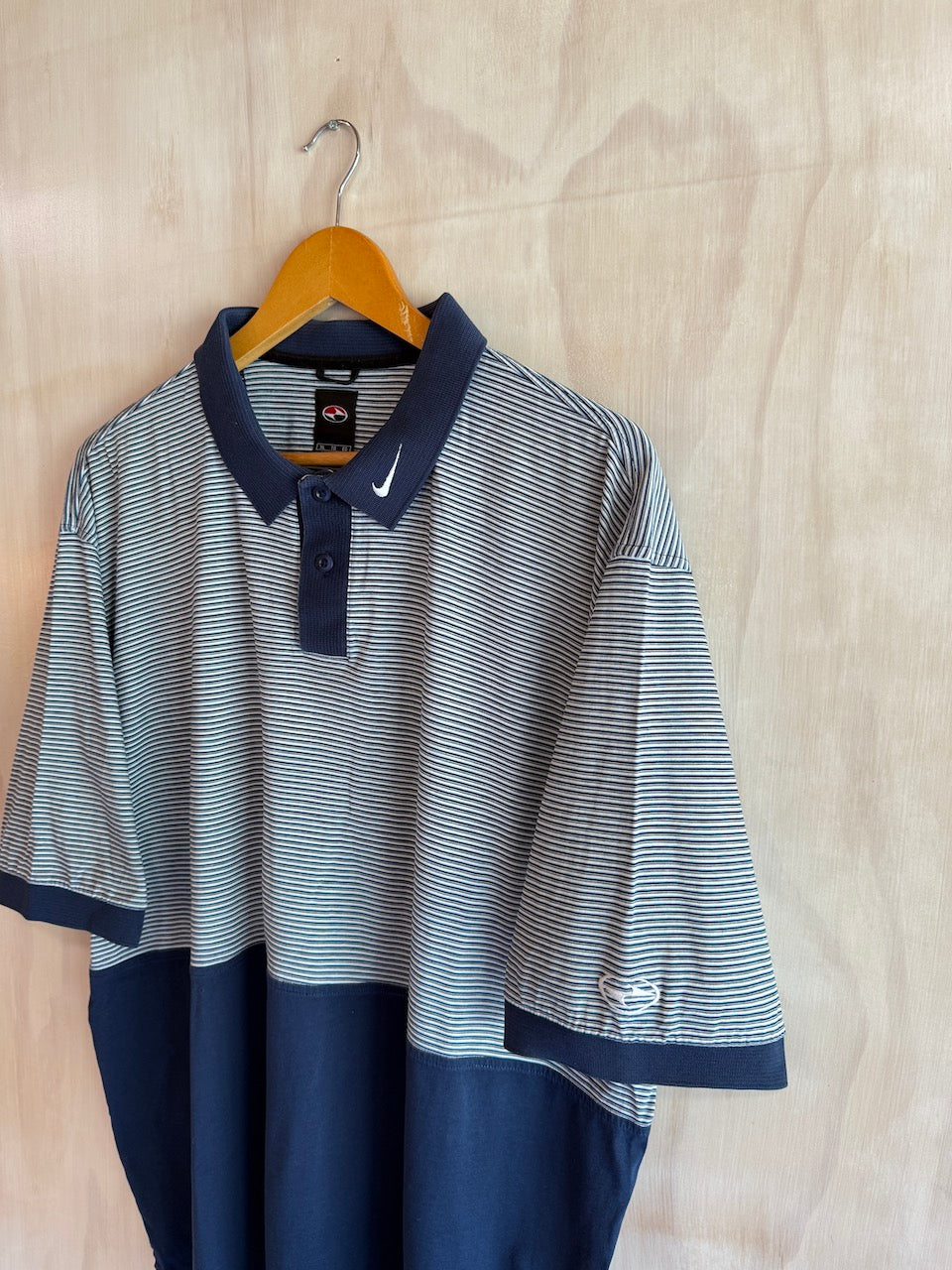 Vintage Nike Tiger Woods Collar Swoosh Golf Polo (XL)