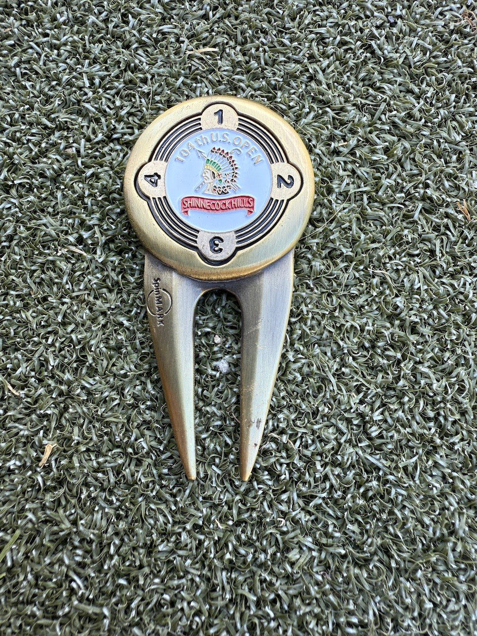 2004 Shinnecock U.S. Open Pitch Tool and Marker