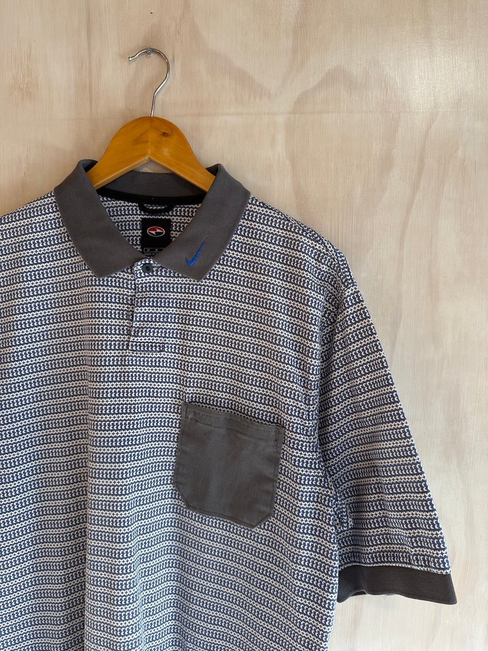 Vintage Nike Tiger Woods Collar Swoosh Golf Polo (M/L)