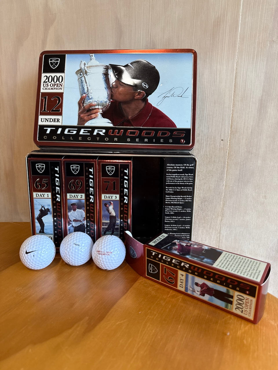 Vintage Nike 2000 U.S. Open Tiger Woods Collector Balls and Tin